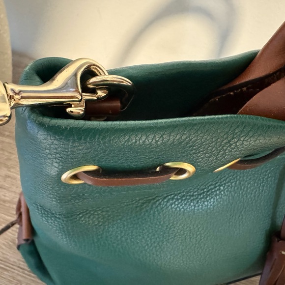 Dooney & Bourke Vintage Pebble Grain Leather Tassel Tote Crossbody or Tote - Picture 3 of 11